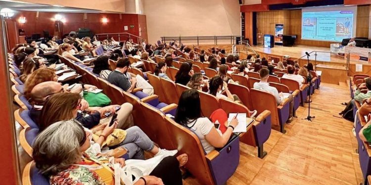 15ο  Πανελλήνιο και  2ο  Διεθνές, Υβριδικό Συνέδριο Λογοθεραπείας